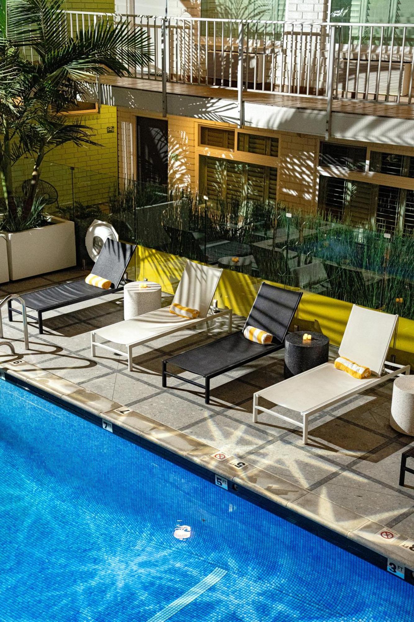 Hotel The Hollywood Franklin Near Universal 3*