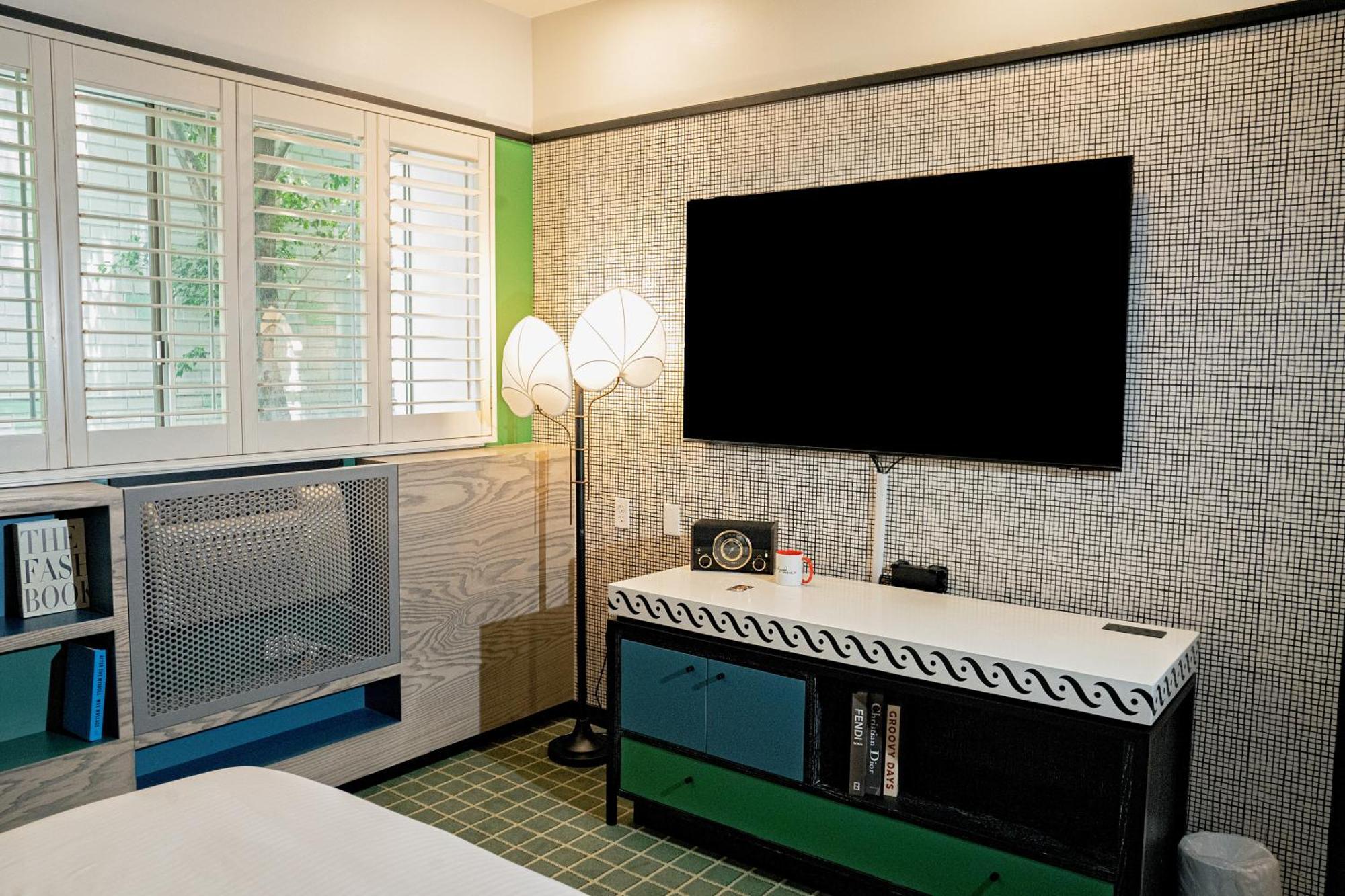 Hotel The Hollywood Franklin Near Universal Los Angeles