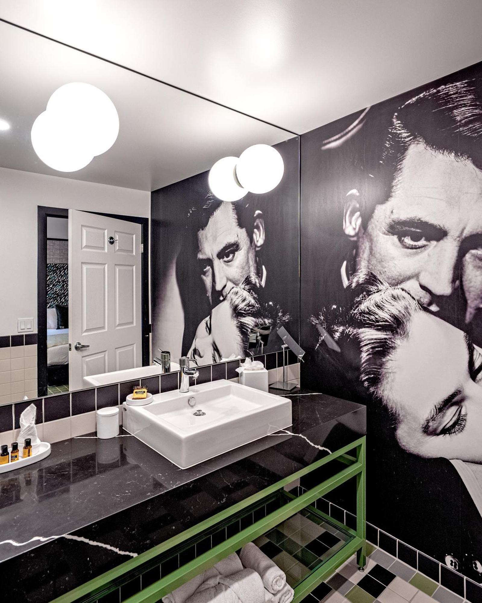 The Hollywood Franklin Near Universal 3* Los Angeles